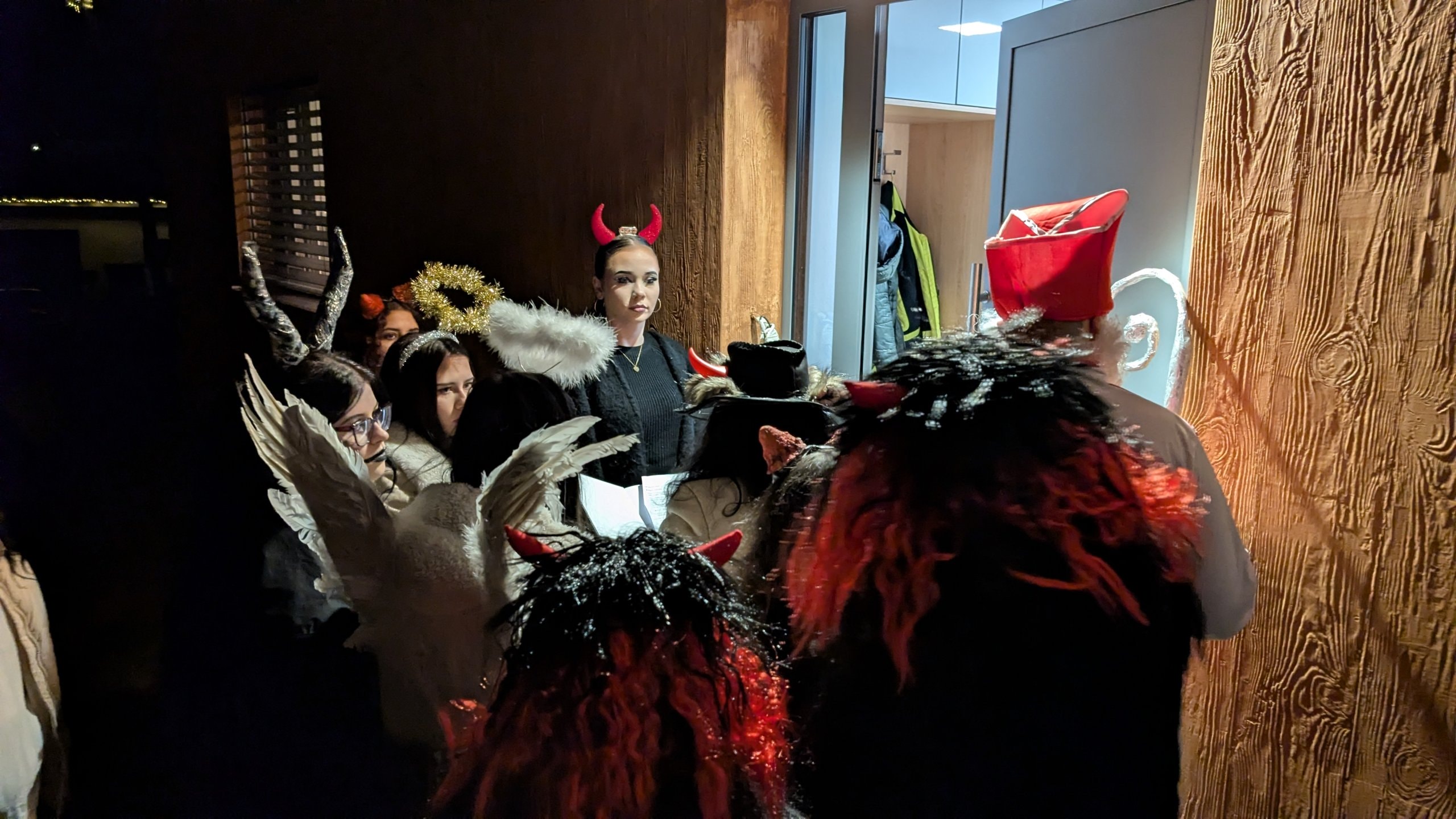 PXL-20251205-155631083.MP